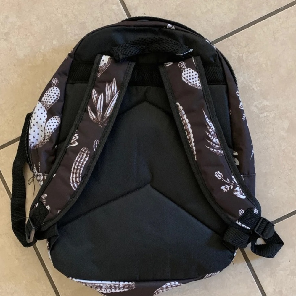 Arctic Star Backpack - Picture 2 of 4